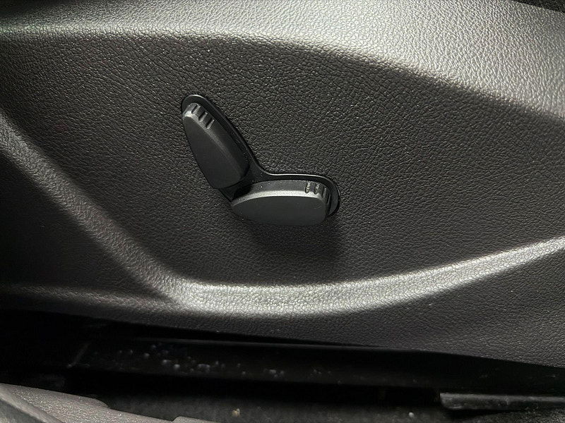 Ford Focus 1.6 TDCi Titanium X Euro 5 (s/s) 5dr 5dr Manual 2026