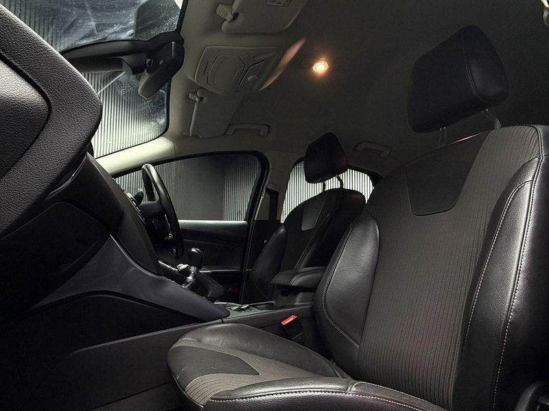 Ford Focus 1.6 TDCi Titanium X Euro 5 (s/s) 5dr 5dr Manual 2026