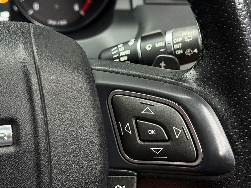 Land Rover Range Rover Evoque 2.0 TD4 HSE Dynamic Auto 4WD Euro 6 (s/s) 3dr 3dr Automatic 2025