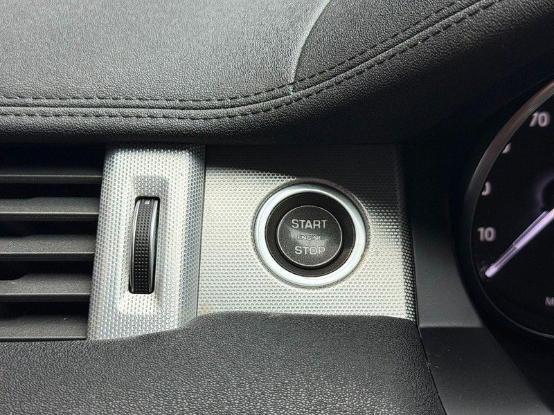 Land Rover Range Rover Evoque 2.0 TD4 HSE Dynamic Auto 4WD Euro 6 (s/s) 3dr 3dr Automatic 2025