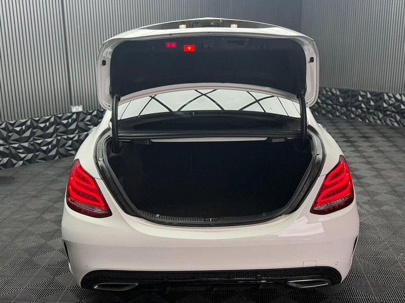 Mercedes-Benz C Class 2.1 C220d AMG Line (Premium Plus) 7G-Tronic+ Euro 6 (s/s) 4dr 4dr Automatic 2026