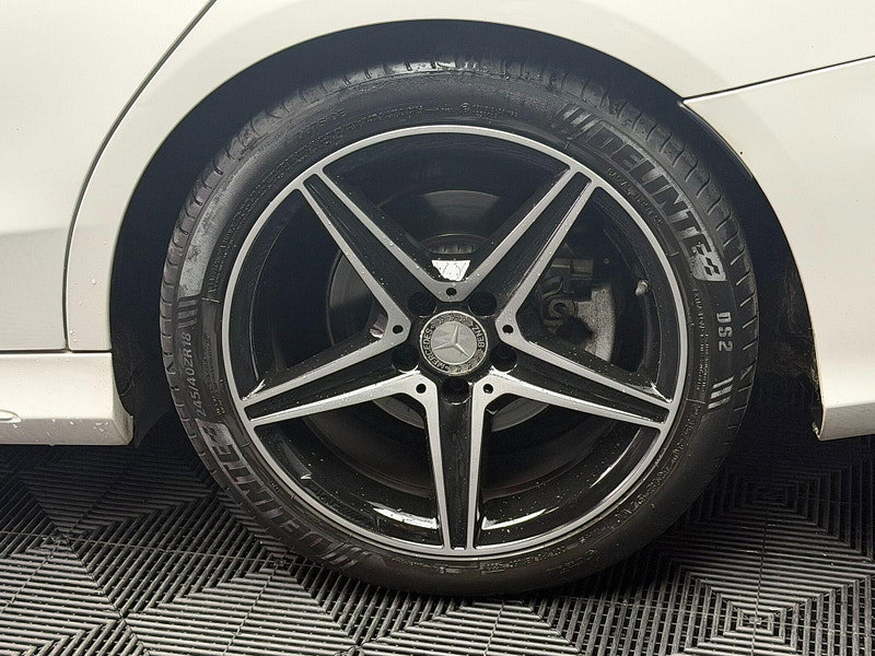 Mercedes-Benz C Class 2.1 C220d AMG Line (Premium Plus) 7G-Tronic+ Euro 6 (s/s) 4dr 4dr Automatic 2026