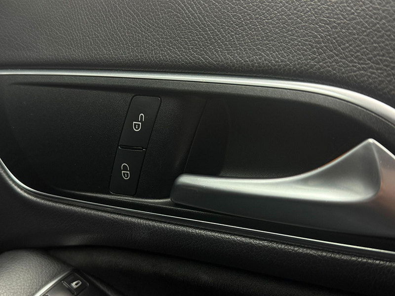 Mercedes-Benz CLA 2.1 CLA200 CDI AMG Sport Coupe 7G-DCT Euro 6 (s/s) 4dr 4dr Automatic 2025