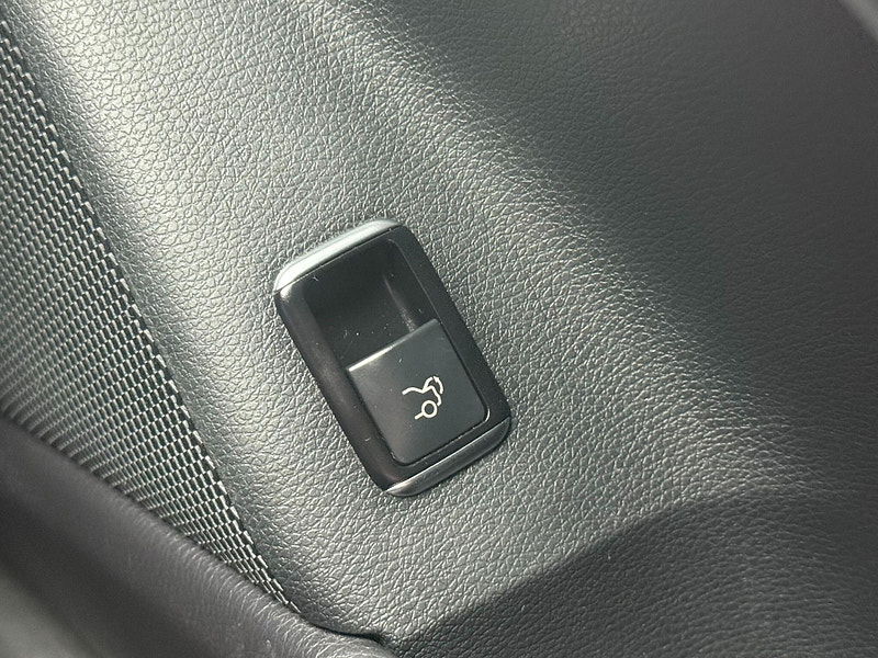 Mercedes-Benz CLA 2.1 CLA200 CDI AMG Sport Coupe 7G-DCT Euro 6 (s/s) 4dr 4dr Automatic 2025