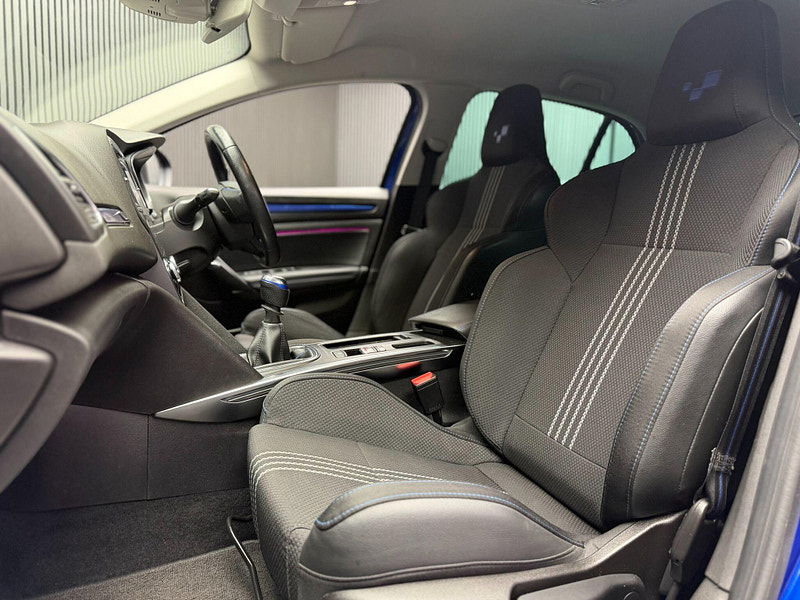 Renault Megane 1.5 Blue dCi GT Line Euro 6 (s/s) 5dr 5dr Manual 2025
