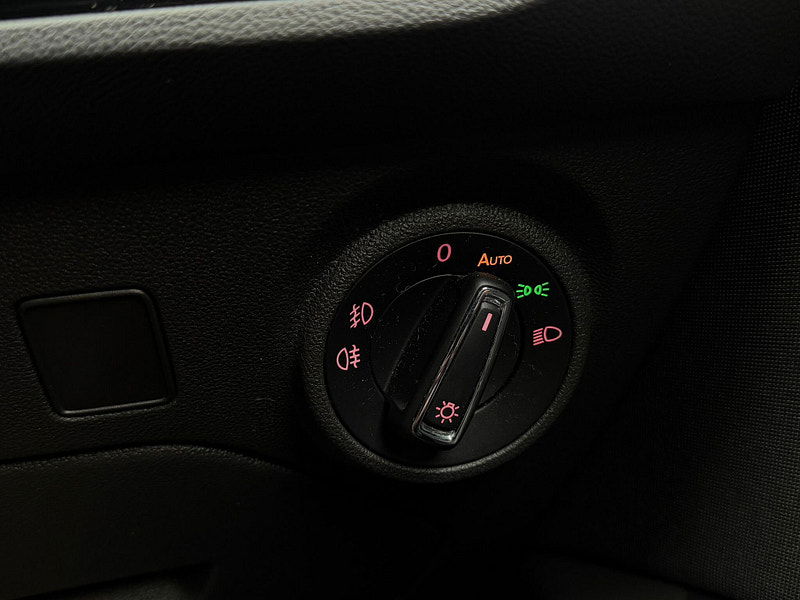 Seat Leon 1.5 TSI EVO FR Euro 6 (s/s) 5dr 5dr Manual 2025