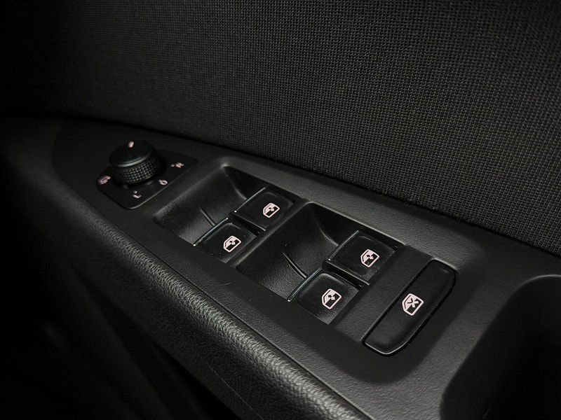 Seat Leon 1.5 TSI EVO FR Euro 6 (s/s) 5dr 5dr Manual 2025