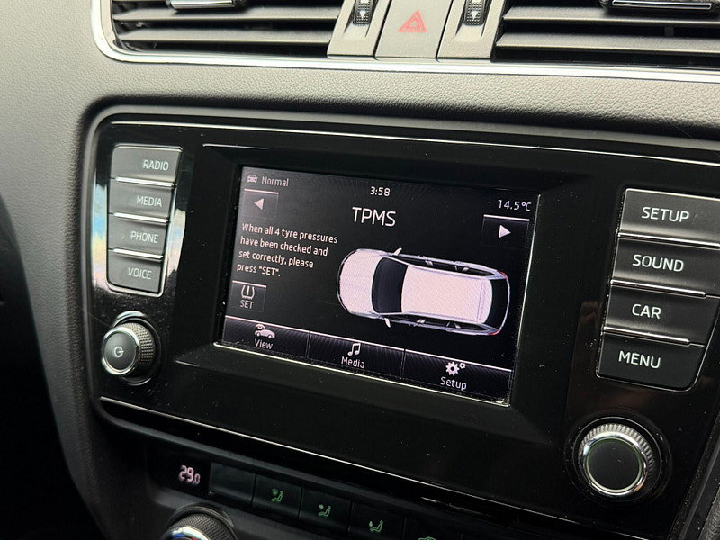 Skoda Octavia 2.0 TDI vRS Euro 5 (s/s) 5dr 5dr Manual 2026