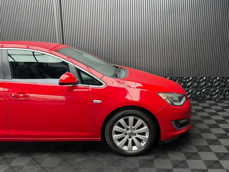 Vauxhall Astra 2.0 CDTi ecoFLEX Elite Euro 5 (s/s) 5dr 5dr Manual 2026