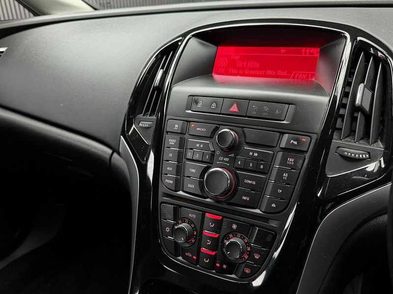 Vauxhall Astra 2.0 CDTi ecoFLEX Elite Euro 5 (s/s) 5dr 5dr Manual 2026