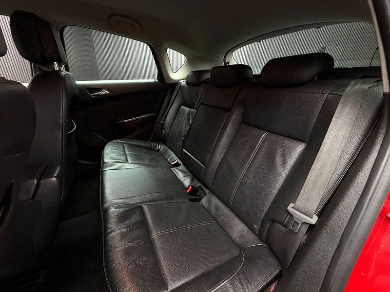 Vauxhall Astra 2.0 CDTi ecoFLEX Elite Euro 5 (s/s) 5dr 5dr Manual 2026