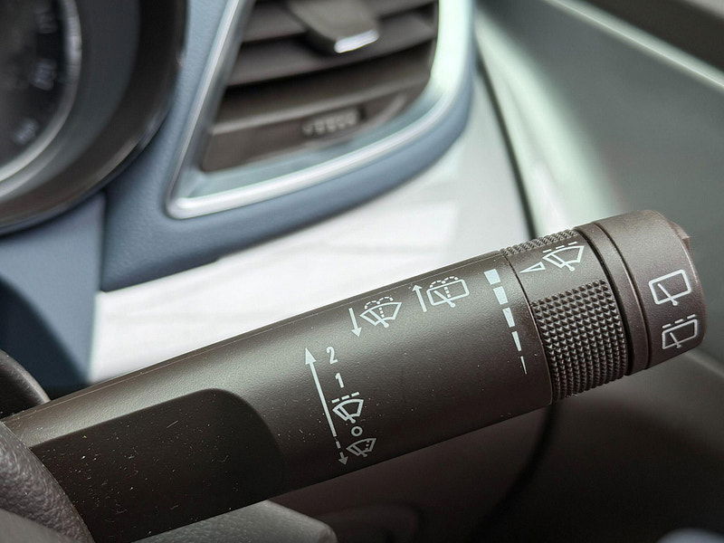 Vauxhall Mokka 1.7 CDTi Exclusiv 2WD Euro 5 (s/s) 5dr 5dr Manual 2025