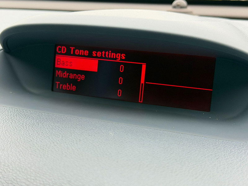 Vauxhall Mokka 1.7 CDTi Exclusiv 2WD Euro 5 (s/s) 5dr 5dr Manual 2025