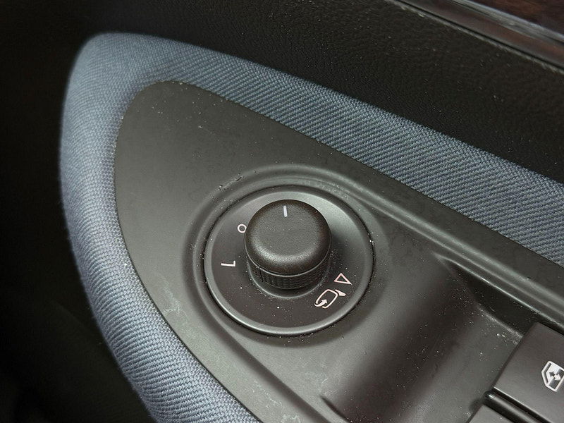 Vauxhall Mokka 1.7 CDTi Exclusiv 2WD Euro 5 (s/s) 5dr 5dr Manual 2025