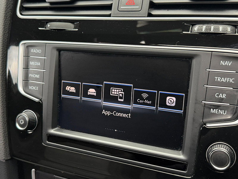 Volkswagen Golf 2.0 TDI BlueMotion Tech R-Line Edition Euro 6 (s/s) 5dr 5dr Manual 2026