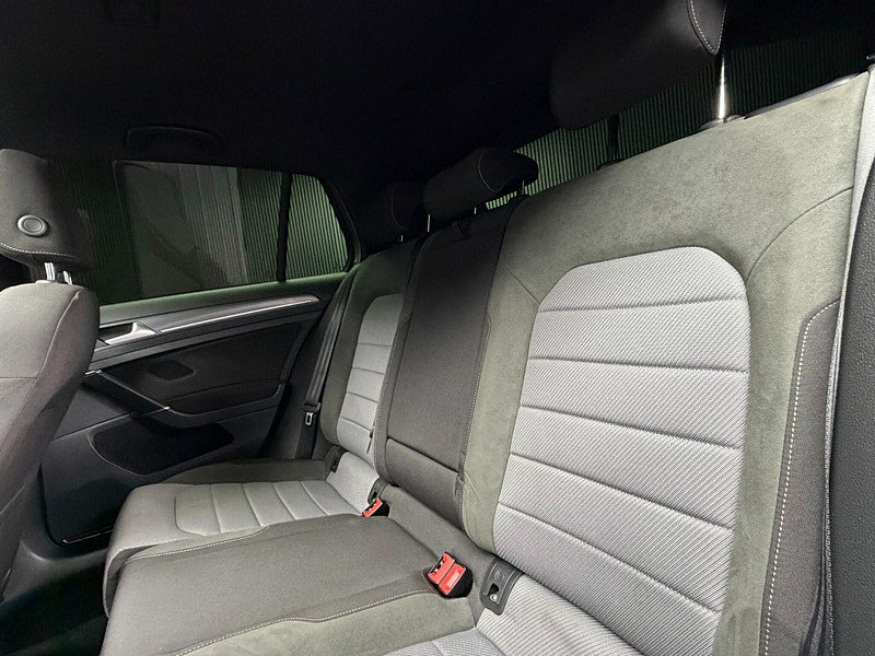 Volkswagen Golf 2.0 TDI BlueMotion Tech R-Line Edition Euro 6 (s/s) 5dr 5dr Manual 2026