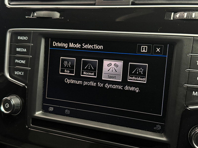 Volkswagen Golf 2.0 TDI BlueMotion Tech R-Line Edition Euro 6 (s/s) 5dr 5dr Manual 2026