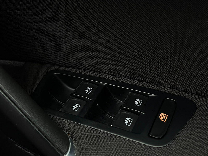 Volkswagen Golf 2.0 TDI BlueMotion Tech R-Line Edition Euro 6 (s/s) 5dr 5dr Manual 2026