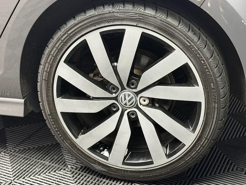 Volkswagen Golf 2.0 TDI BlueMotion Tech R-Line Edition Euro 6 (s/s) 5dr 5dr Manual 2026