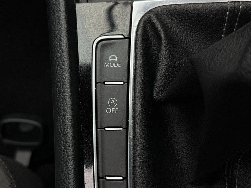 Volkswagen Golf 2.0 TDI BlueMotion Tech R-Line Edition Euro 6 (s/s) 5dr 5dr Manual 2026