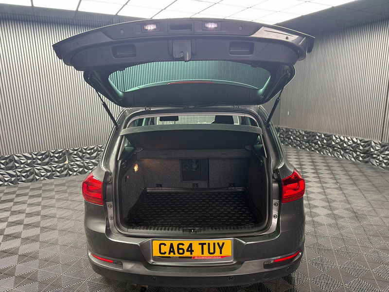 Volkswagen Tiguan 2.0 TDI BlueMotion Tech Match DSG 4WD Euro 5 (s/s) 5dr 5dr Automatic 2025