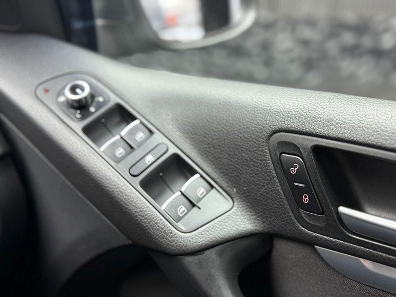 Volkswagen Tiguan 2.0 TDI BlueMotion Tech Match DSG 4WD Euro 5 (s/s) 5dr 5dr Automatic 2025