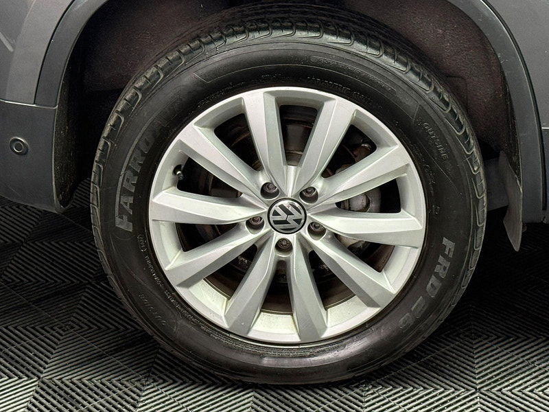 Volkswagen Tiguan 2.0 TDI BlueMotion Tech Match DSG 4WD Euro 5 (s/s) 5dr 5dr Automatic 2025