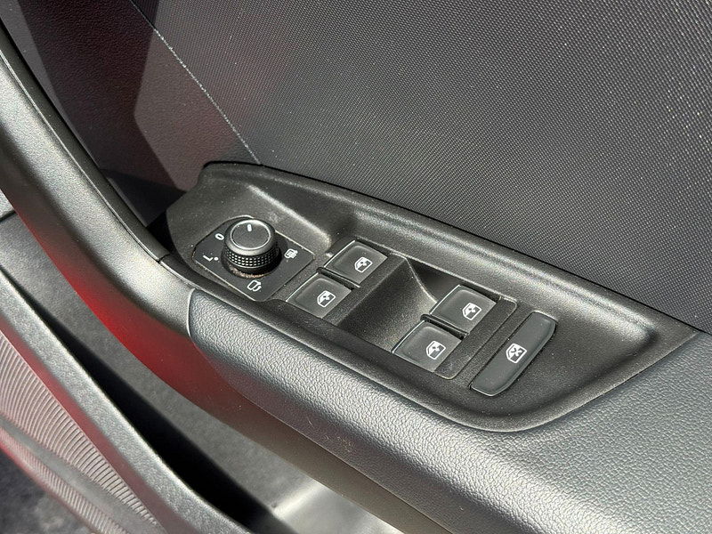 Audi A1 1.0 TFSI 25 S line Sportback S Tronic Euro 6 (s/s) 5dr 5dr Automatic 2026