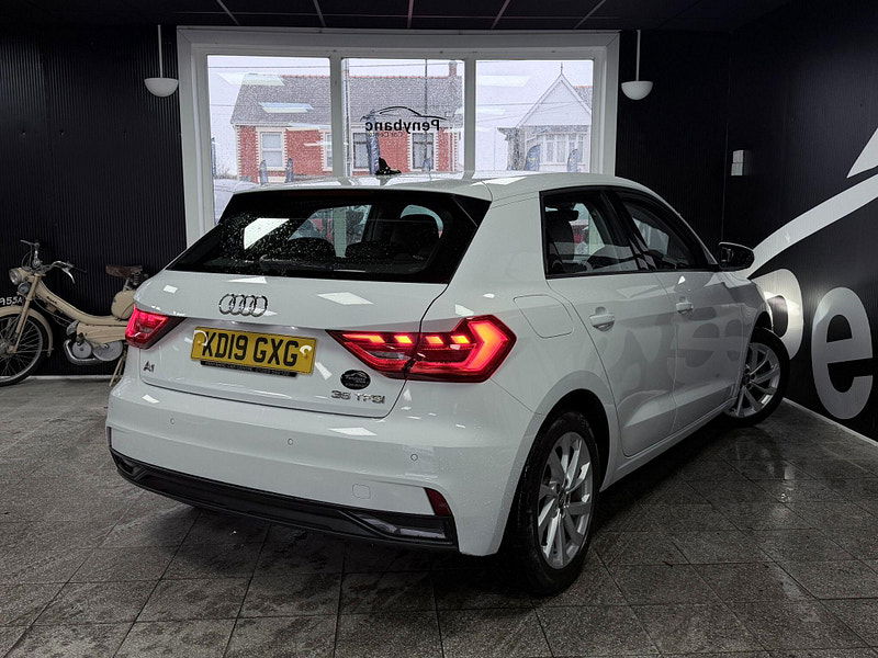 Audi A1 1.5 TFSI 35 Sport Sportback Euro 6 (s/s) 5dr 5dr Manual 2026