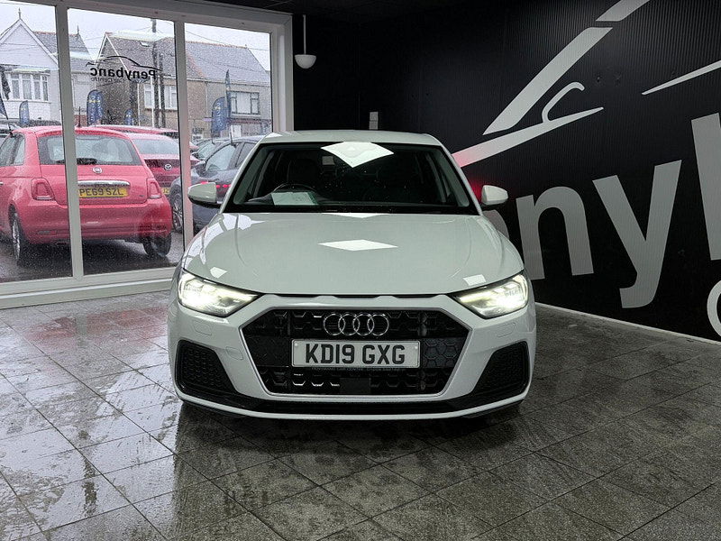 Audi A1 1.5 TFSI 35 Sport Sportback Euro 6 (s/s) 5dr 5dr Manual 2026