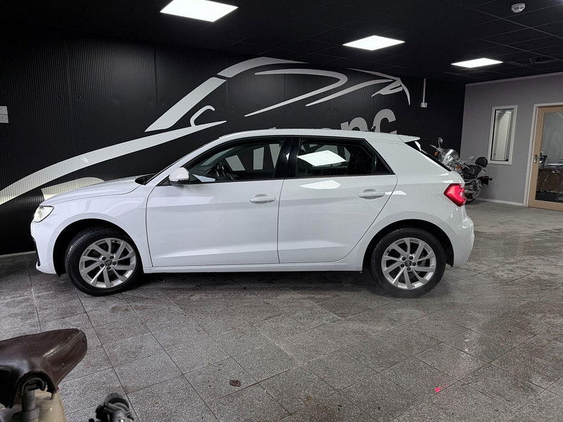 Audi A1 1.5 TFSI 35 Sport Sportback Euro 6 (s/s) 5dr 5dr Manual 2026