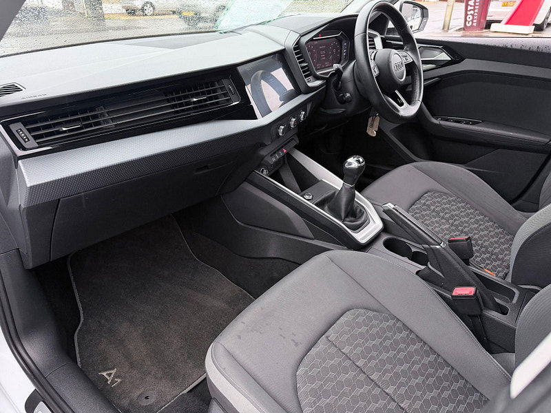 Audi A1 1.5 TFSI 35 Sport Sportback Euro 6 (s/s) 5dr 5dr Manual 2026