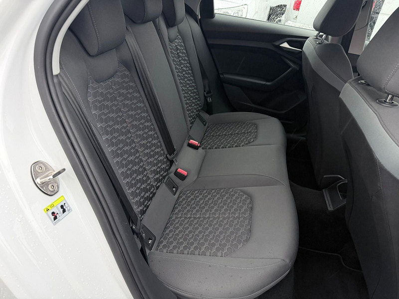 Audi A1 1.5 TFSI 35 Sport Sportback Euro 6 (s/s) 5dr 5dr Manual 2026