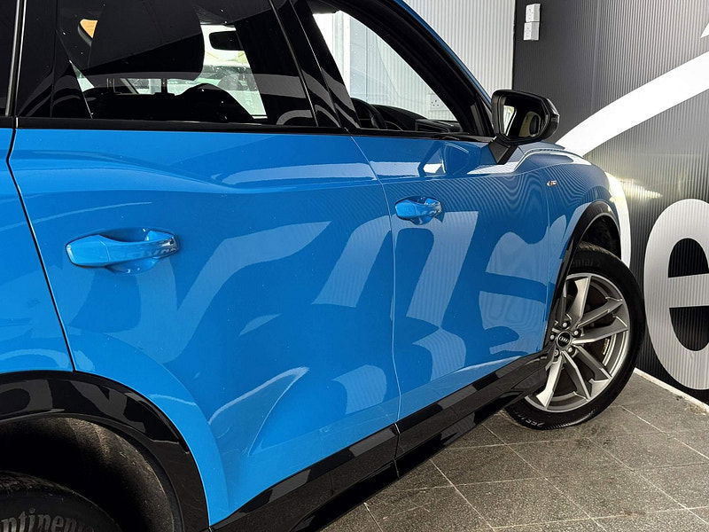 Audi Q3 1.5 TFSI CoD 35 Black Edition Euro 6 (s/s) 5dr 5dr Manual 2026