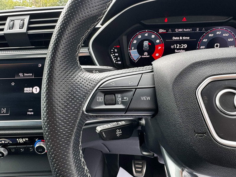 Audi Q3 1.5 TFSI CoD 35 Black Edition Euro 6 (s/s) 5dr 5dr Manual 2026