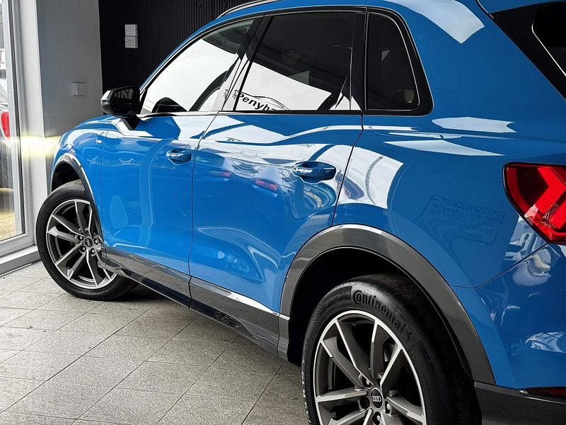 Audi Q3 1.5 TFSI CoD 35 Black Edition Euro 6 (s/s) 5dr 5dr Manual 2026