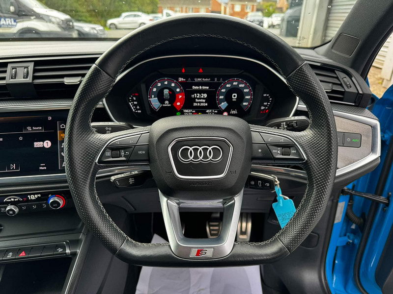 Audi Q3 1.5 TFSI CoD 35 Black Edition Euro 6 (s/s) 5dr 5dr Manual 2026