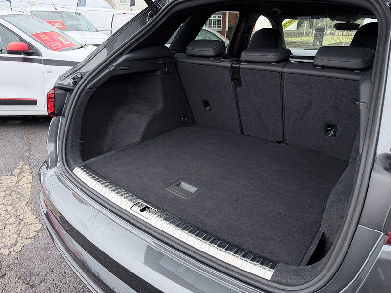 Audi Q3 1.5 TFSI CoD 35 Black Edition S Tronic Euro 6 (s/s) 5dr 5dr Automatic 2026