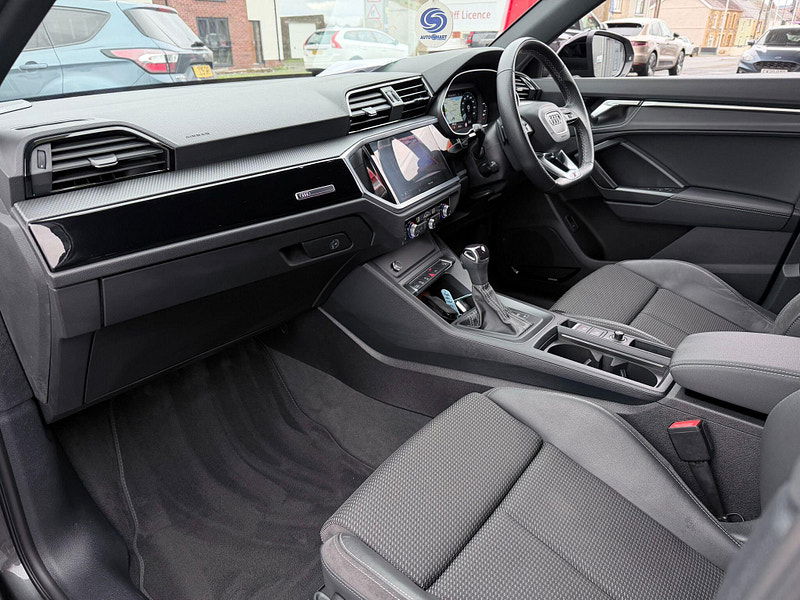 Audi Q3 1.5 TFSI CoD 35 Black Edition S Tronic Euro 6 (s/s) 5dr 5dr Automatic 2026