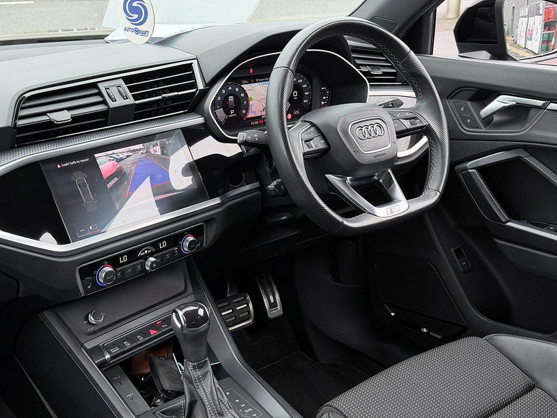 Audi Q3 1.5 TFSI CoD 35 Black Edition S Tronic Euro 6 (s/s) 5dr 5dr Automatic 2026