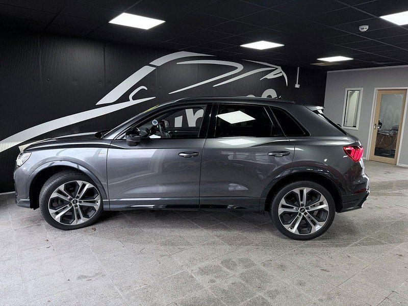 Audi Q3 1.5 TFSI CoD 35 Black Edition S Tronic Euro 6 (s/s) 5dr 5dr Automatic 2026