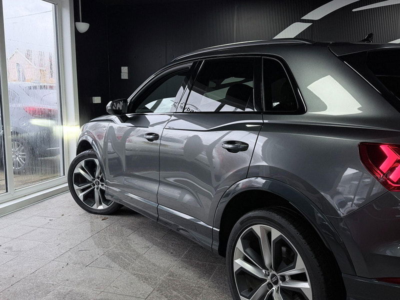 Audi Q3 1.5 TFSI CoD 35 Black Edition S Tronic Euro 6 (s/s) 5dr 5dr Automatic 2026