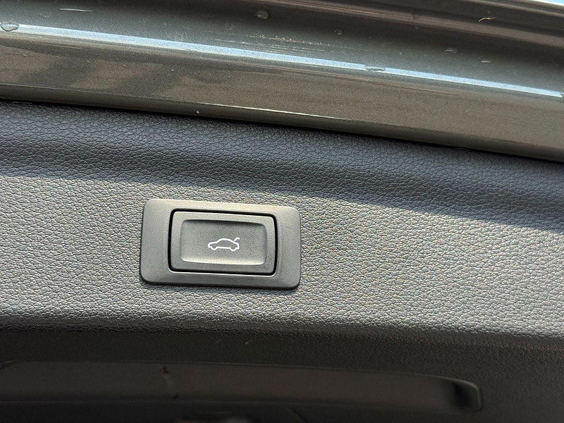 Audi Q3 2.0 TDI 35 S line S Tronic Euro 6 (s/s) 5dr 5dr Automatic 2026