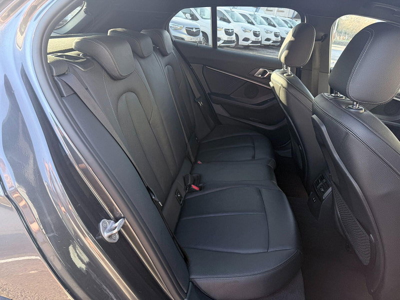 BMW 1 Series 1.5 118i M Sport Euro 6 (s/s) 5dr 5dr Manual 2026