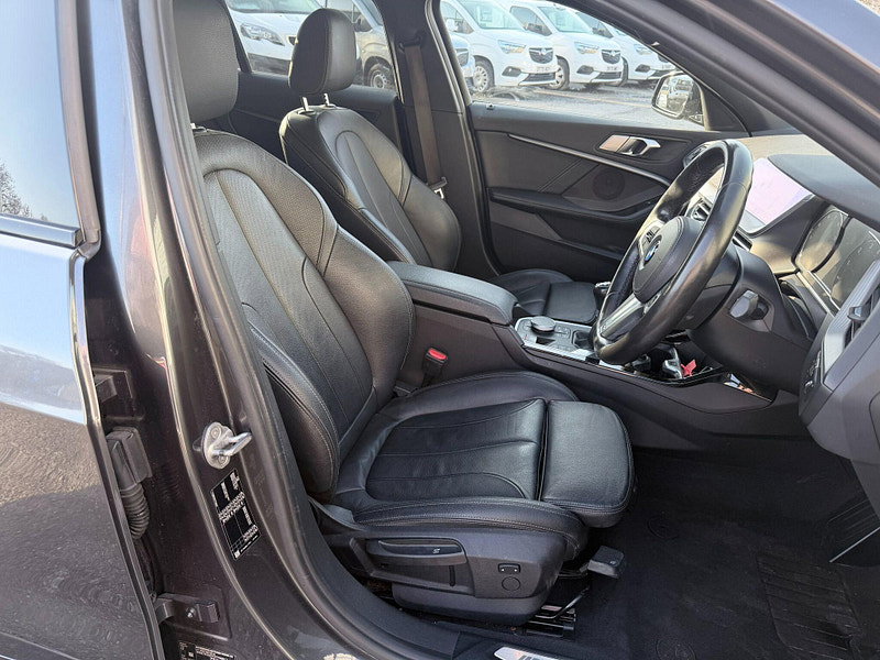 BMW 1 Series 1.5 118i M Sport Euro 6 (s/s) 5dr 5dr Manual 2026