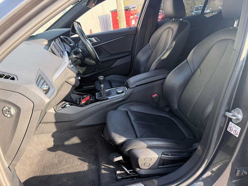 BMW 1 Series 1.5 118i M Sport Euro 6 (s/s) 5dr 5dr Manual 2026