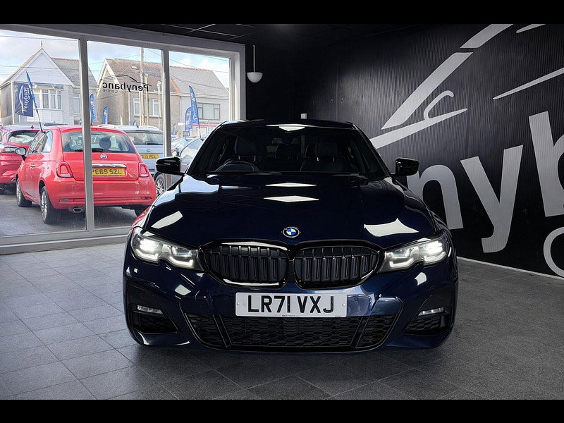 BMW 3 Series 2.0 330e 12kWh M Sport Pro Edition Auto Euro 6 (s/s) 4dr 4dr Automatic 2026