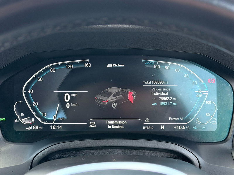 BMW 3 Series 2.0 330e 12kWh M Sport Pro Edition Auto Euro 6 (s/s) 4dr 4dr Automatic 2026