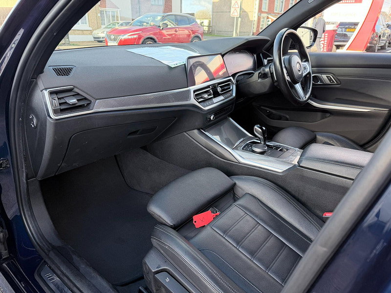 BMW 3 Series 2.0 330e 12kWh M Sport Pro Edition Auto Euro 6 (s/s) 4dr 4dr Automatic 2026