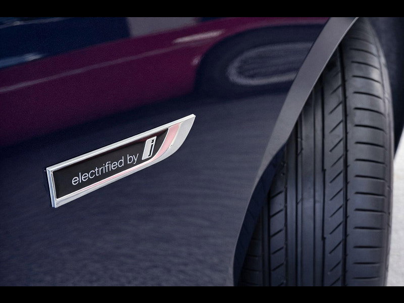 BMW 3 Series 2.0 330e 12kWh M Sport Pro Edition Auto Euro 6 (s/s) 4dr 4dr Automatic 2026